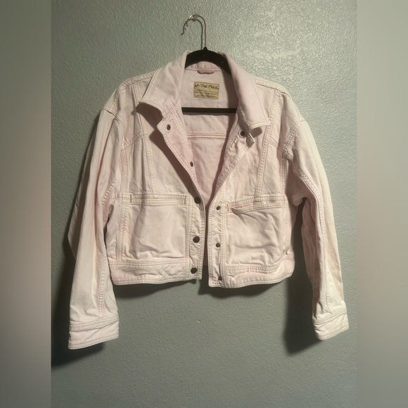 Free People WE THE FREE Star Crossed
Pink Denim Jean Jacket Pink - Picture 4 of 10